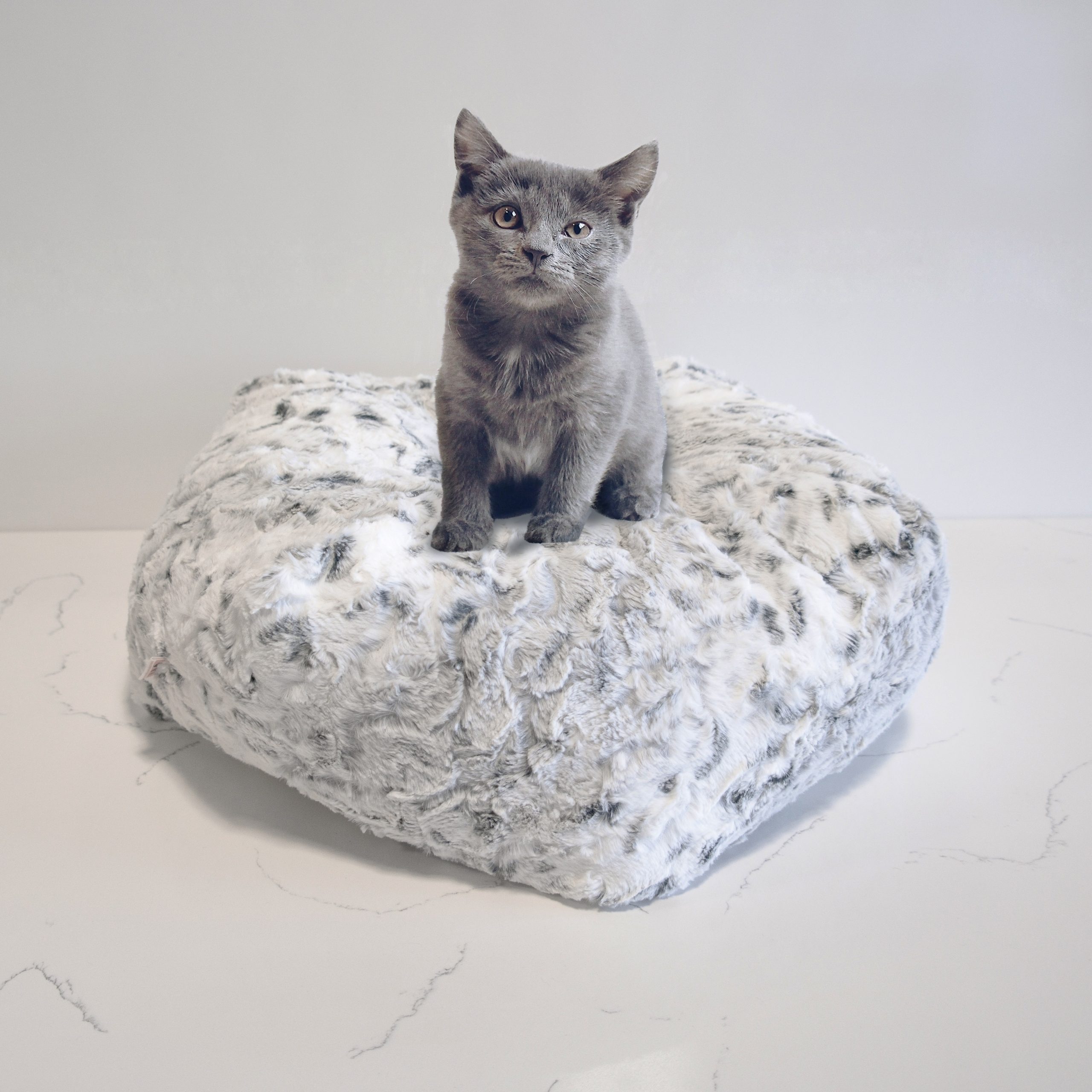 Spotted Faux Fur Pouf Cat Bed